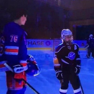 Profile Picture of Julia Calvi (@Jcalvi160) on Twitter