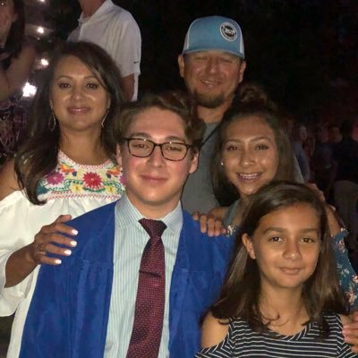 Profile Picture of Monica Pando (@SMonicapando) on Twitter