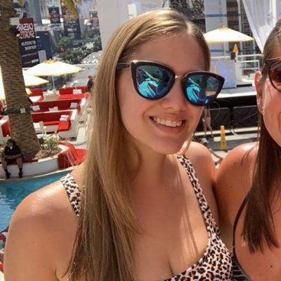 Profile Picture of Becky (@bhabs37) on Twitter