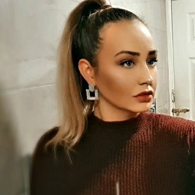 Profile Picture of Vanessa Tuck (@pearl11111) on Twitter