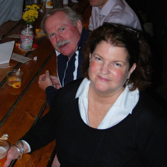 Profile Picture of Maureen Peterson (@rsvpeterson) on Poshmark