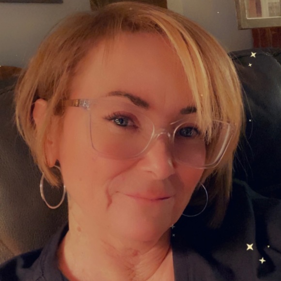 Profile Picture of Kathy Dralle (@kdralle1) on Poshmark