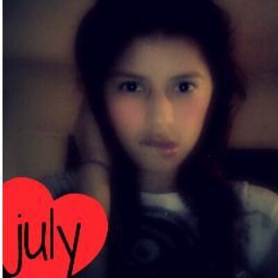 Profile Picture of Julya Itzel Padron (@julyaitzel) on Twitter