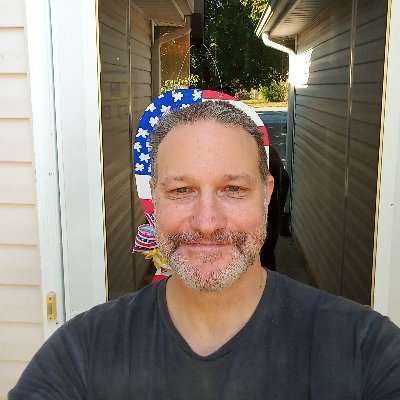 Profile Picture of Brian Cheek (@briancheeek) on Twitter