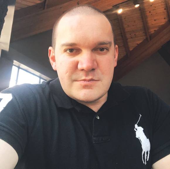 Profile Picture of Christopher Sherman (@christophersher) on Poshmark