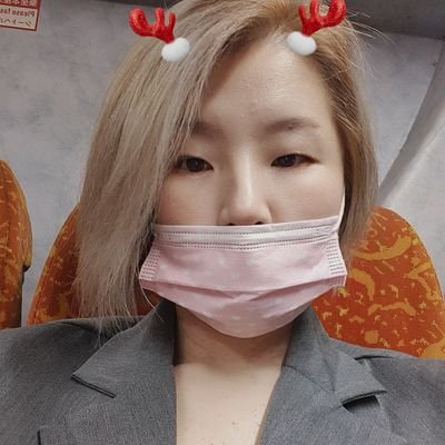 Profile Picture of Ivy Hu (@ivyhu123) on Twitter