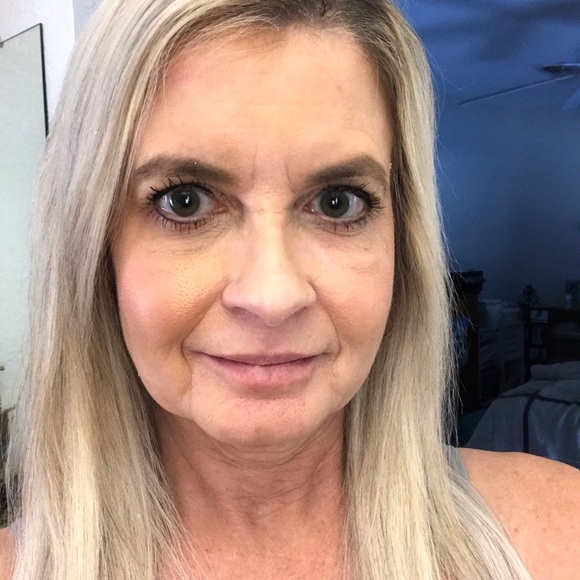 Profile Picture of Sheryl Foelsch (@sissy1smf) on Poshmark