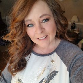 Profile Picture of Monica Schneider (@dazimae2467) on Pinterest