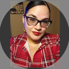 Profile Picture of 🅼🅸🅲🅷🅴🅻🅻🅴 (@blackrose2783) on Pinterest