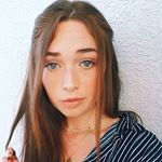 Profile Picture of Julia McMillin (@jewels__lemon) on Instagram