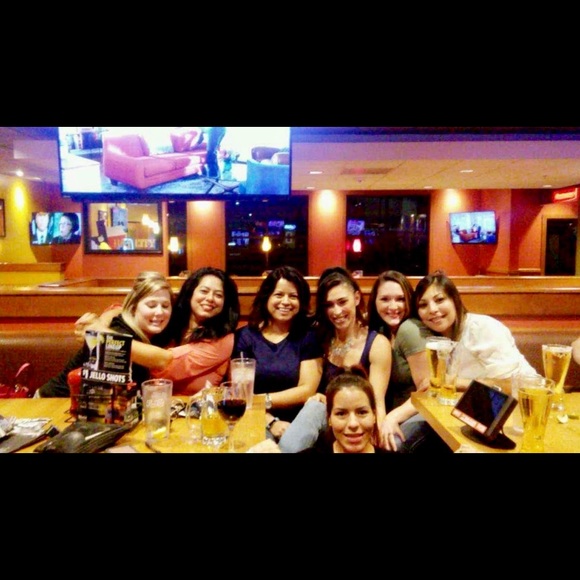 Profile Picture of Brianna Navarro (@raquel77007) on Poshmark