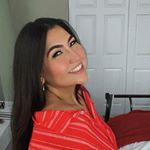Profile Picture of Rosalyn Jimenez (@roszbee) on Instagram