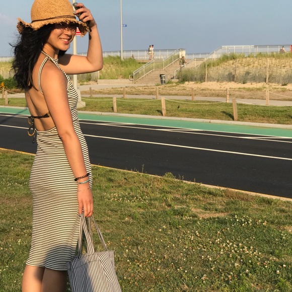 Profile Picture of Sarah Ota (@sandbunny) on Poshmark