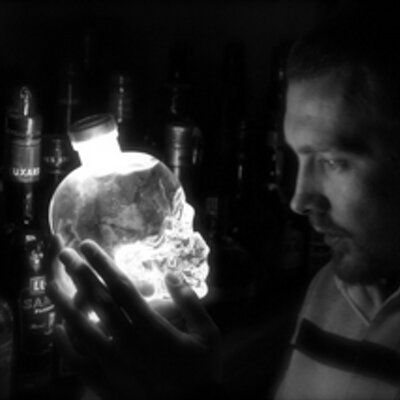 Profile Picture of Frank Holmes (@FrankLiMusic) on Twitter