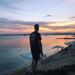 Profile Picture of Chris (@_code_chris_) on Instagram