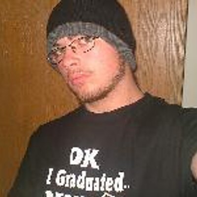 Profile Picture of Mackenzie Huston (@kenzo1017) on Twitter