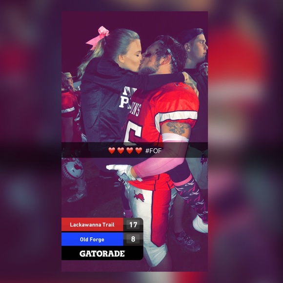 Profile Picture of Allyssa Artley (@xxlittlelou1123) on Poshmark