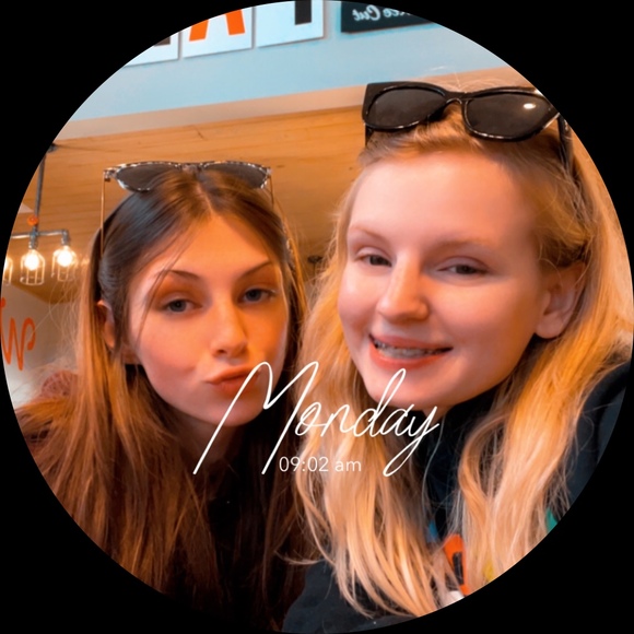 Profile Picture of Faith Hulsey (@faithliz21) on Poshmark