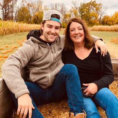 Profile Picture of Diane Schroeder (@jdrschroeder) on Twitter