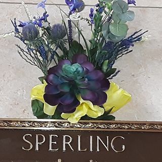Profile Picture of Everette Sperling (@sperlingmiles) on Facebook