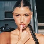 Profile Picture of 🍍CeCe Solivan (@ceciliabooo) on Instagram
