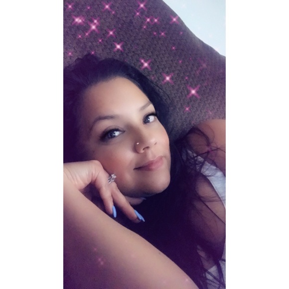 Profile Picture of Adelina Tumbaga (@adelinatumbaga) on Poshmark
