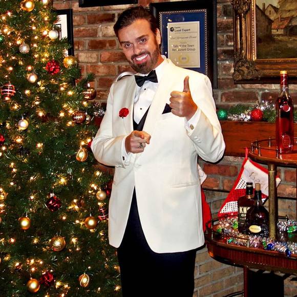 Profile Picture of Carl Schneider (@carlschneider) on Poshmark