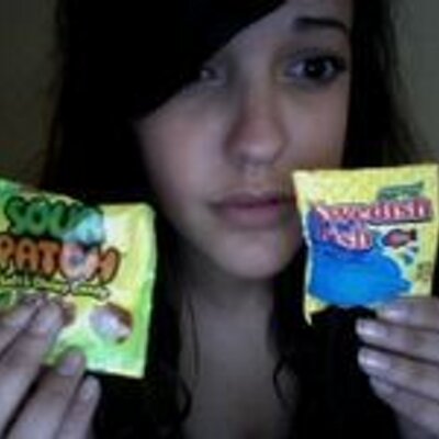 Profile Picture of Carli Hand (@MissReba_Abbott) on Twitter