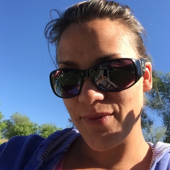 Profile Picture of Jasmine Jaramillo (@jaramillo57) on Poshmark