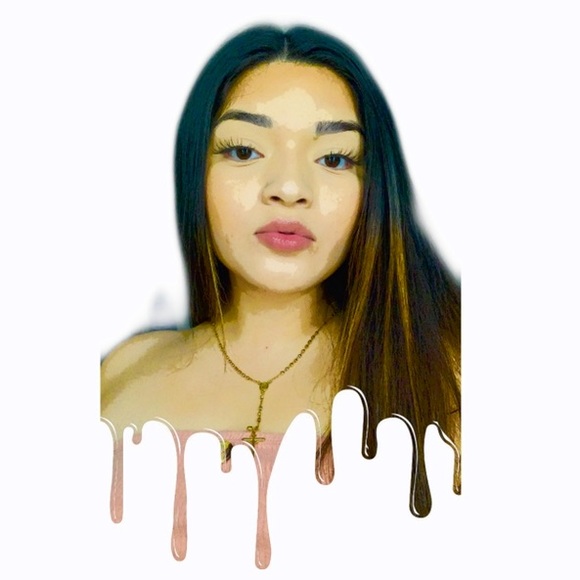 Profile Picture of Jackie Belman (@jackiebelman) on Poshmark