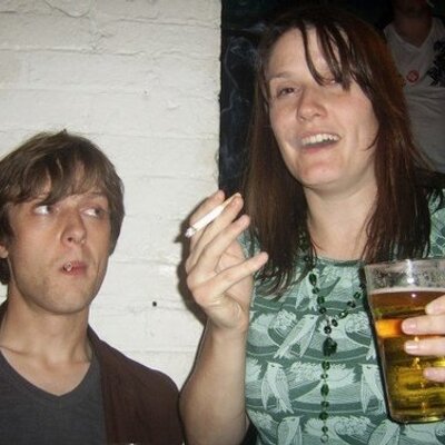 Profile Picture of Laura Downes (@lauralizi) on Twitter