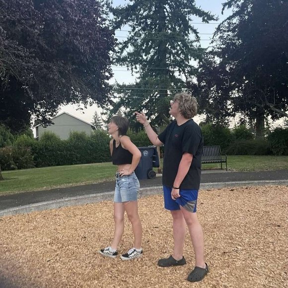 Profile Picture of Eric Hunter (@erichunter638) on Poshmark