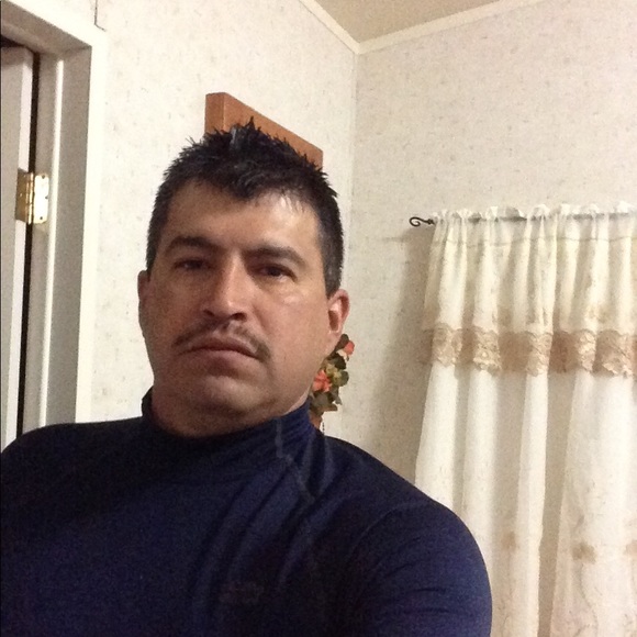 Profile Picture of Jose Arjona (@jrac75) on Poshmark