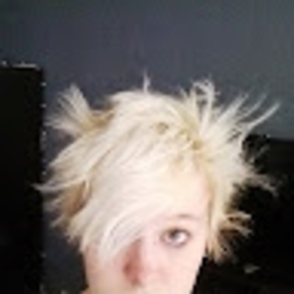 Profile Picture of Kelly jo Lockwood (@brec1821) on Poshmark