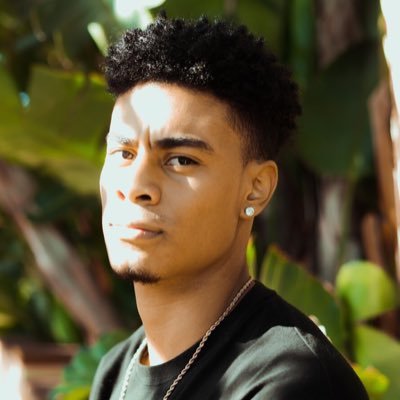 Profile Picture of Caleb Henshaw (@calebcheeese) on Twitter