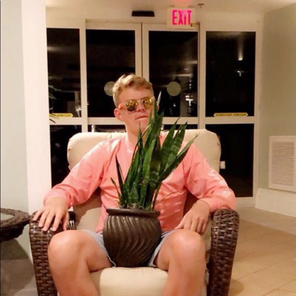 Profile Picture of Ben Keefauver (@keefauverb) on Poshmark