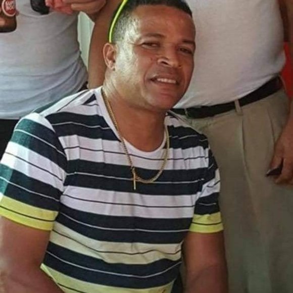 Profile Picture of Americo Fontes (@sportamerico) on Poshmark