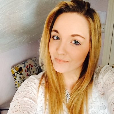 Profile Photo of Louise Whiteside (@WhitesideLouise) on Twitter