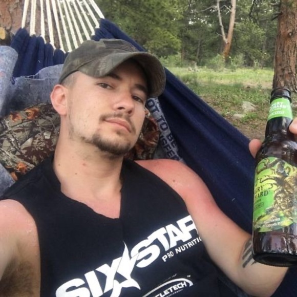 Profile Picture of Andrew Griffin (@andrewg_4) on Poshmark