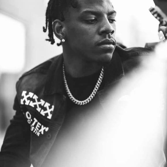 Profile Picture of Gregory Collier (@gregorycollier) on Poshmark