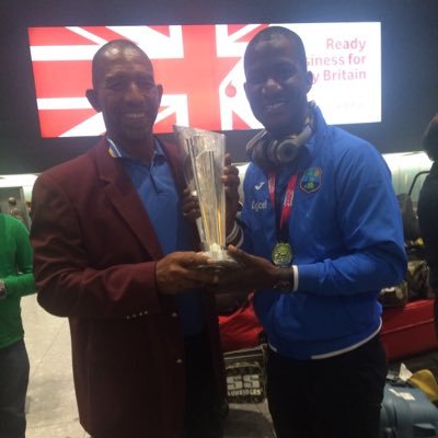 Profile Picture of Phil Simmons (@Coachsim13) on Twitter