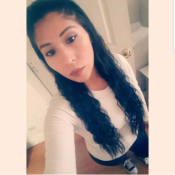 Profile Picture of Ernestina Rivera (@riverae1984) on Poshmark