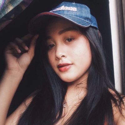 Profile Picture of Raé (@QuennieRodenas) on Twitter