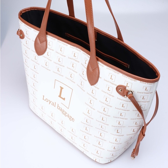 Profile Picture of Dylan Terry (@loyalbaggage5) on Poshmark