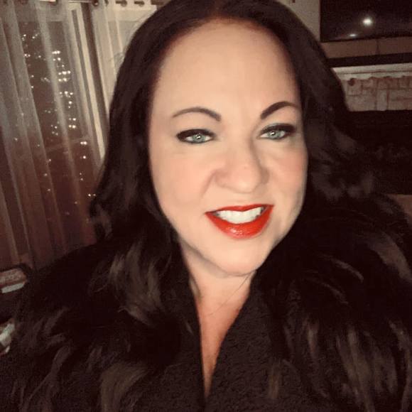 Profile Picture of Amanda Addison (@amandaaddiso106) on Poshmark