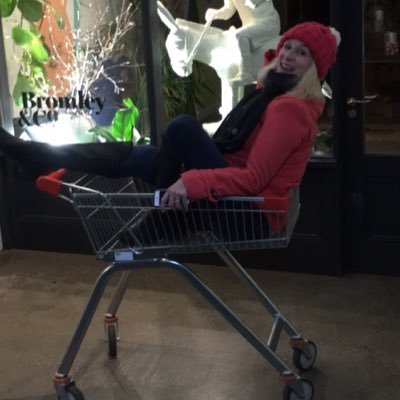 Profile Picture of Hazel Bradley (@hazello84) on Twitter