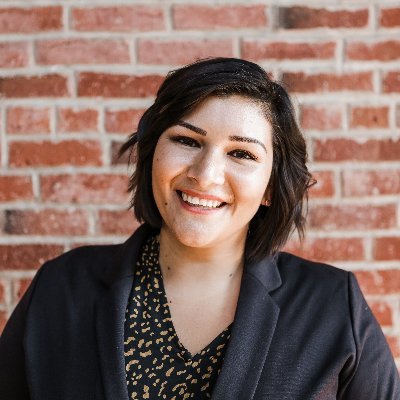 Profile Picture of Crystal Gonzalez (@LetsTalkGrants) on Twitter