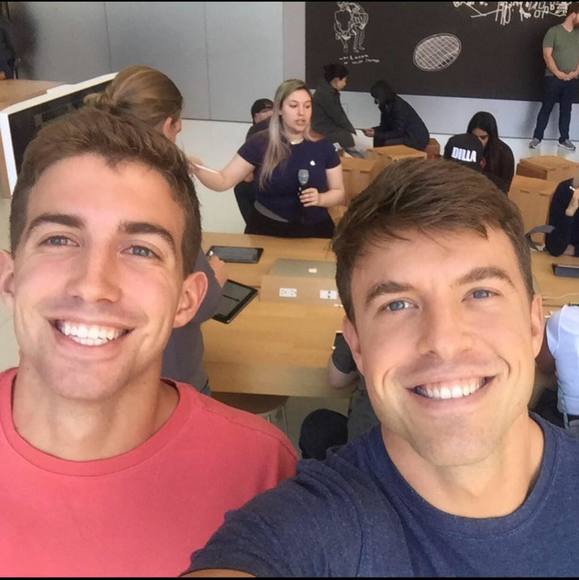 Profile Picture of Kevin Doran (@kevin_doran) on Poshmark