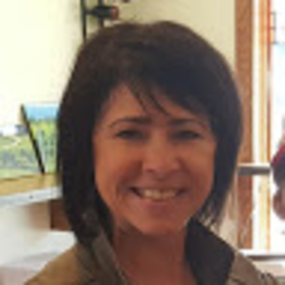 Profile Picture of Marlene Alexander (@mrsalexchs) on Poshmark