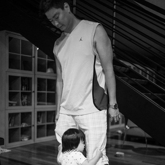 Profile Picture of Tony Chen (@tonytone168) on Poshmark